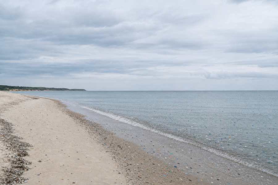 Ud i havet